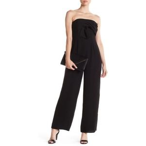 19 Cooper  STRAPLESS Jumpsuit Navy Blue